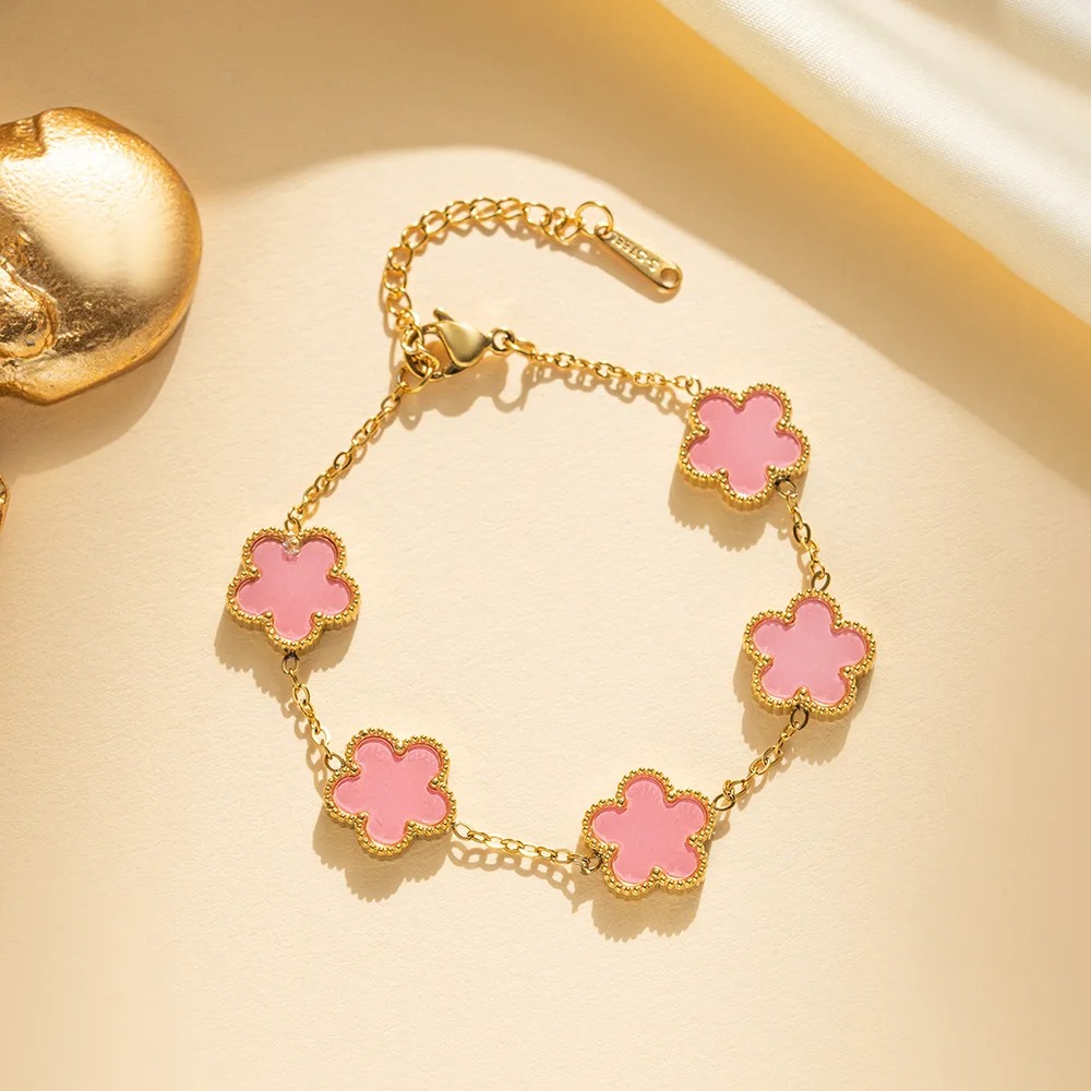 Luxury Clover Bracelet for Women - Image 8